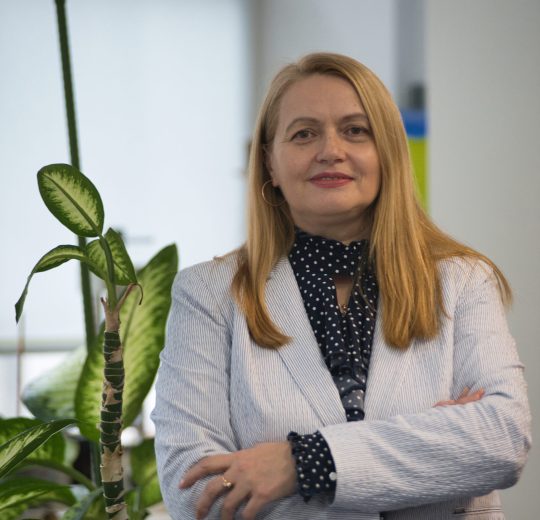 Cristina-Elena HREȚCANU
